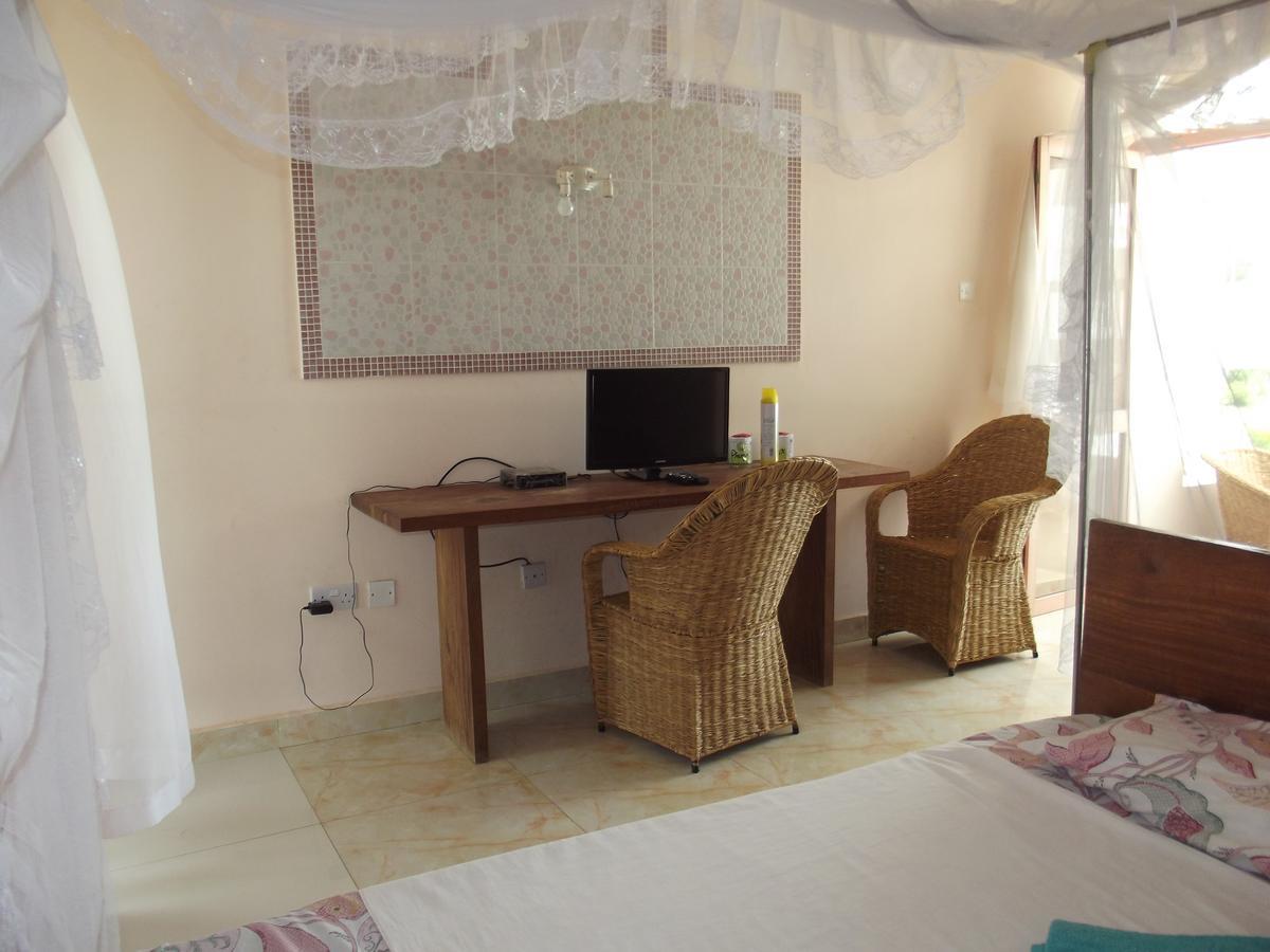 أوكوندا Peacock Park Hotel المظهر الخارجي الصورة