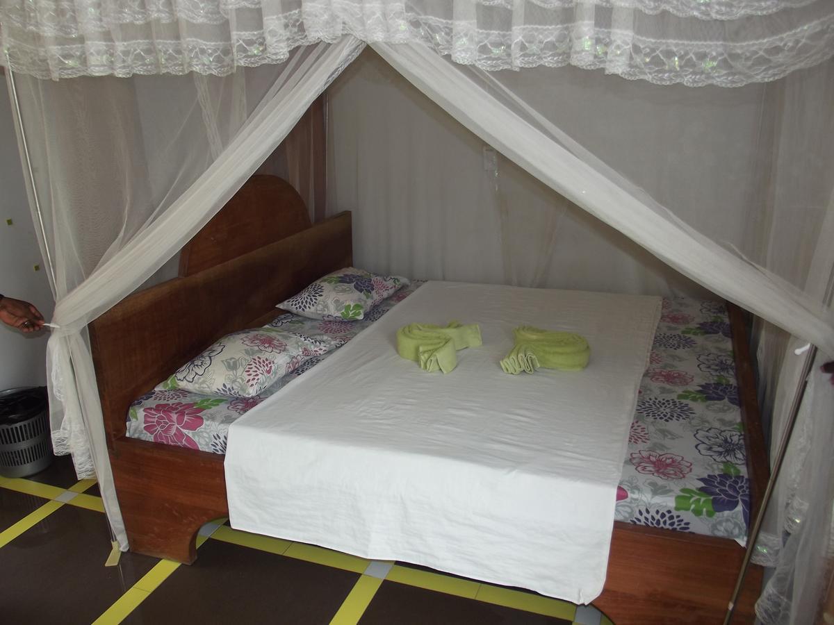 أوكوندا Peacock Park Hotel المظهر الخارجي الصورة